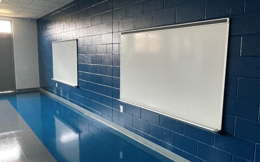 Creative Uses for Whiteboards and Tackboards in Commercial Buildings
